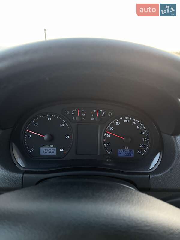 Хетчбек Volkswagen Polo 2005 в Івано-Франківську