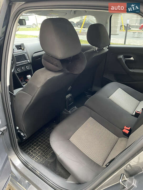 Хэтчбек Volkswagen Polo 2010 в Львове