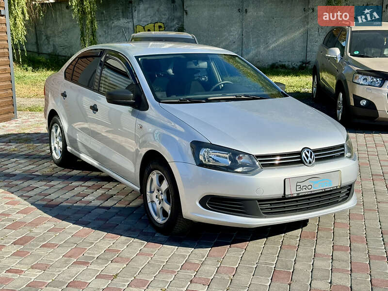 Седан Volkswagen Polo 2013 в Виннице