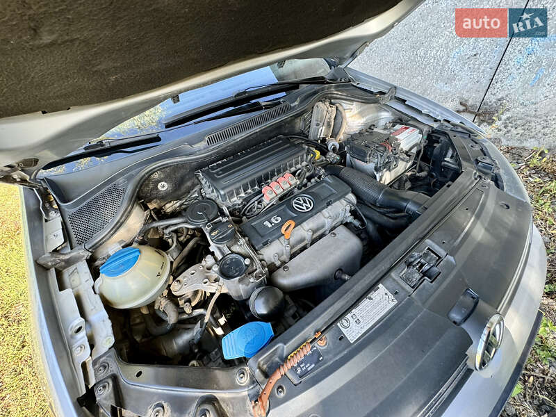 Седан Volkswagen Polo 2013 в Виннице