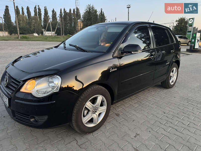 Хэтчбек Volkswagen Polo 2008 в Кролевце