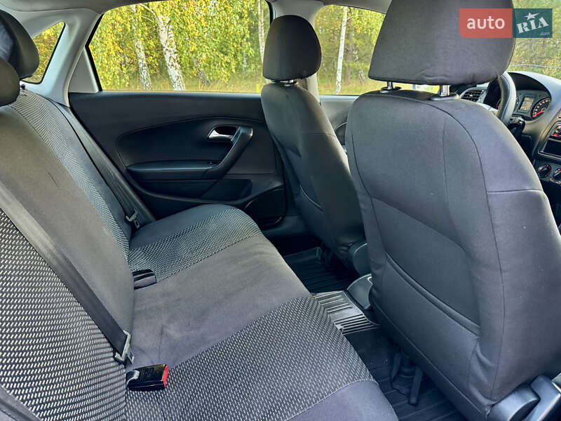 Седан Volkswagen Polo 2017 в Киеве