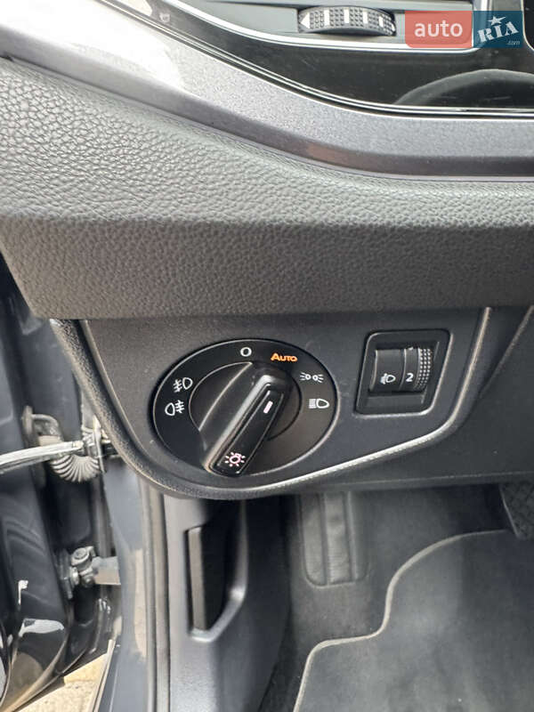 Хетчбек Volkswagen Polo 2019 в Сваляві