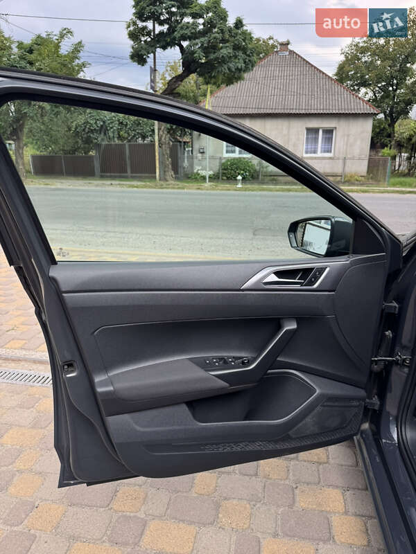 Хетчбек Volkswagen Polo 2019 в Сваляві