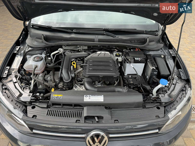 Хетчбек Volkswagen Polo 2019 в Сваляві