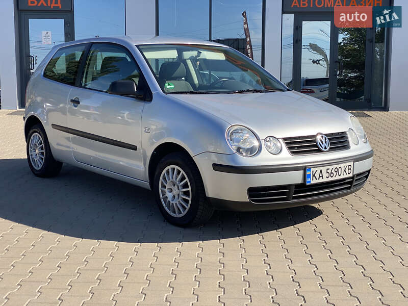 Хэтчбек Volkswagen Polo 2003 в Киеве