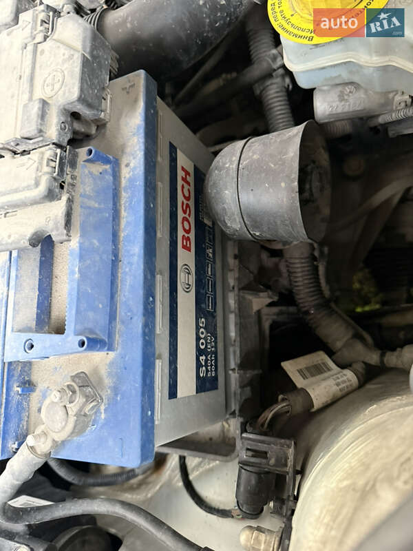 Седан Volkswagen Polo 2012 в Львові