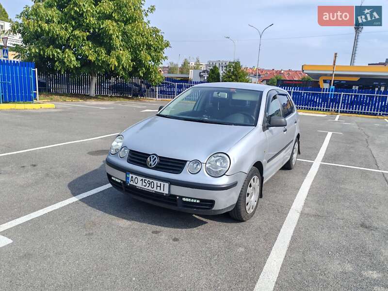Хэтчбек Volkswagen Polo 2003 в Ужгороде