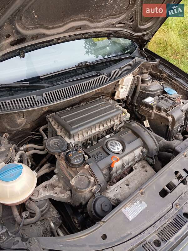 Хетчбек Volkswagen Polo 2006 в Чернігові