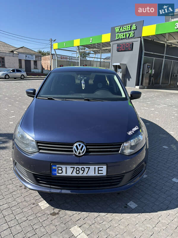 Седан Volkswagen Polo 2013 в Кременчуге