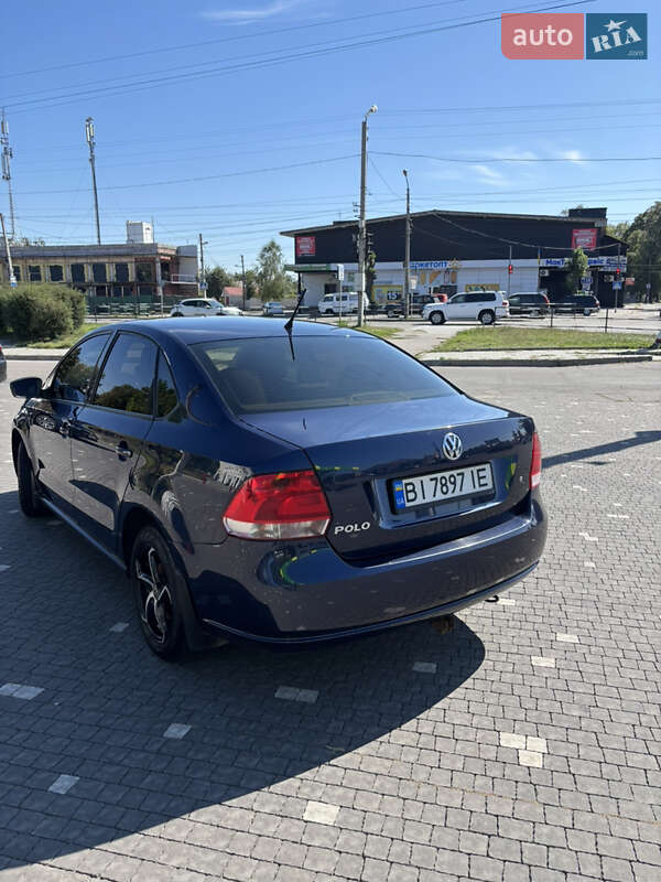 Седан Volkswagen Polo 2013 в Кременчуге