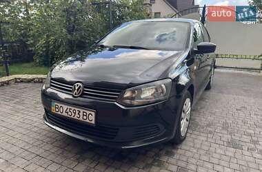 Седан Volkswagen Polo 2014 в Тернополе