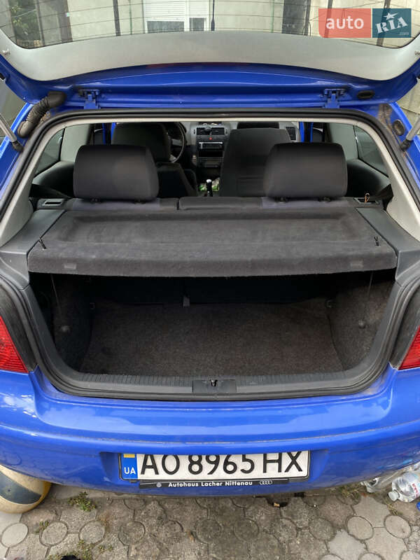 Хэтчбек Volkswagen Polo 2002 в Мукачево