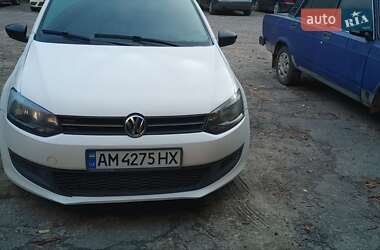 Хетчбек Volkswagen Polo 2010 в Сумах
