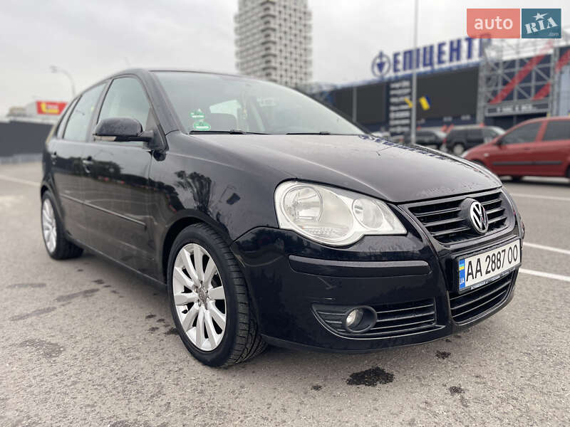 Хетчбек Volkswagen Polo 2008 в Києві