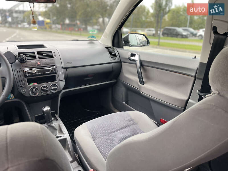 Хетчбек Volkswagen Polo 2008 в Києві