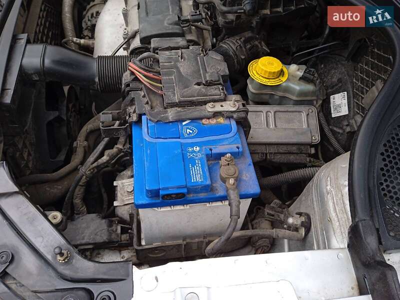 Седан Volkswagen Polo 2013 в Казатине