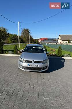 Хэтчбек Volkswagen Polo 2010 в Ужгороде