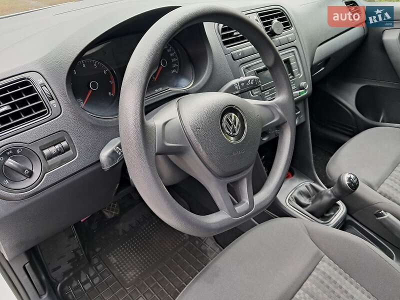 Седан Volkswagen Polo 2018 в Бобровиці