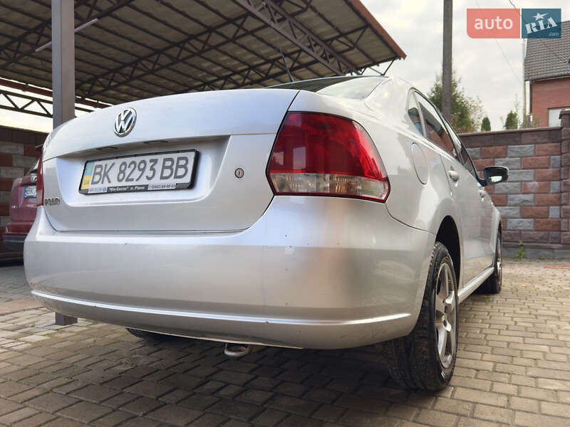 Седан Volkswagen Polo 2011 в Ровно фото 24 Седан Volkswagen Polo 2011 в Ровно