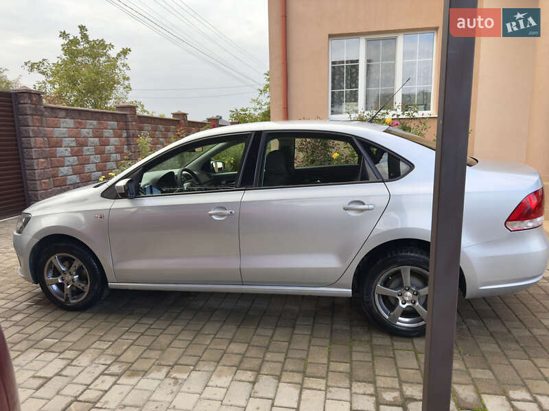 Седан Volkswagen Polo 2011 в Ровно фото 9 Седан Volkswagen Polo 2011 в Ровно