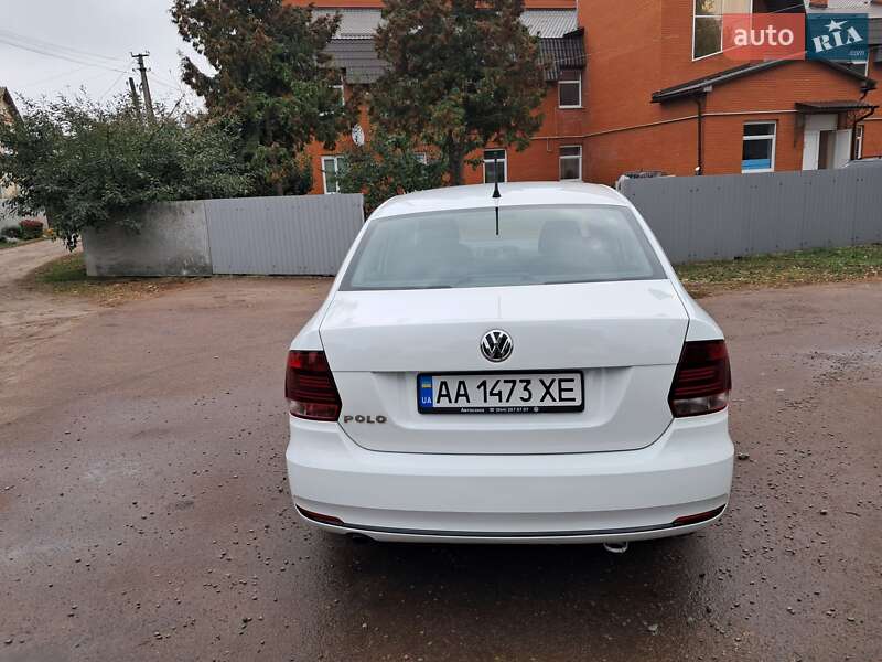 Седан Volkswagen Polo 2018 в Бобровиці