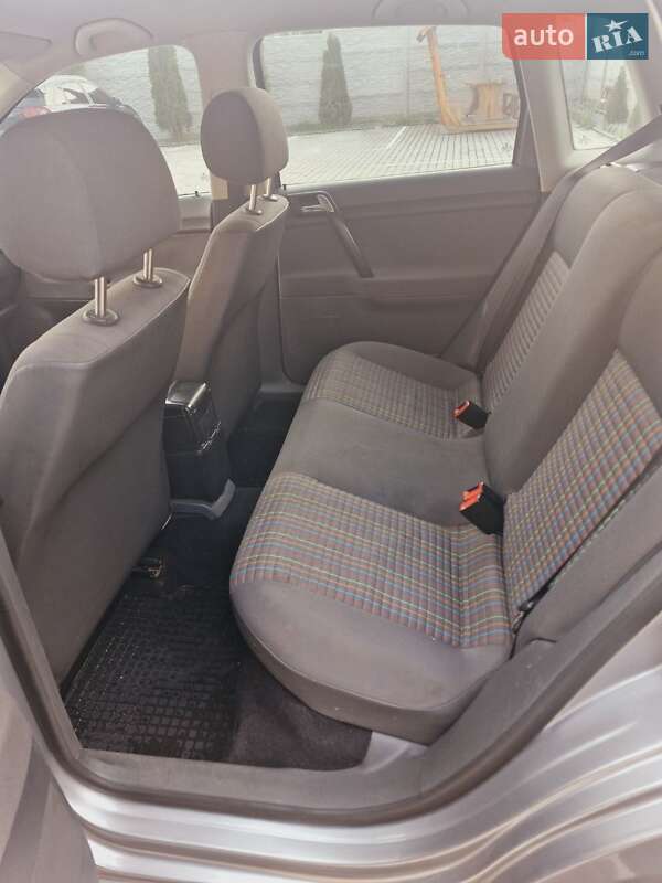 Хетчбек Volkswagen Polo 2008 в Рівному