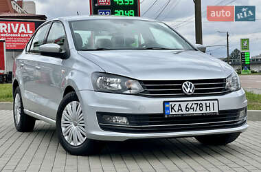 Седан Volkswagen Polo 2018 в Житомире