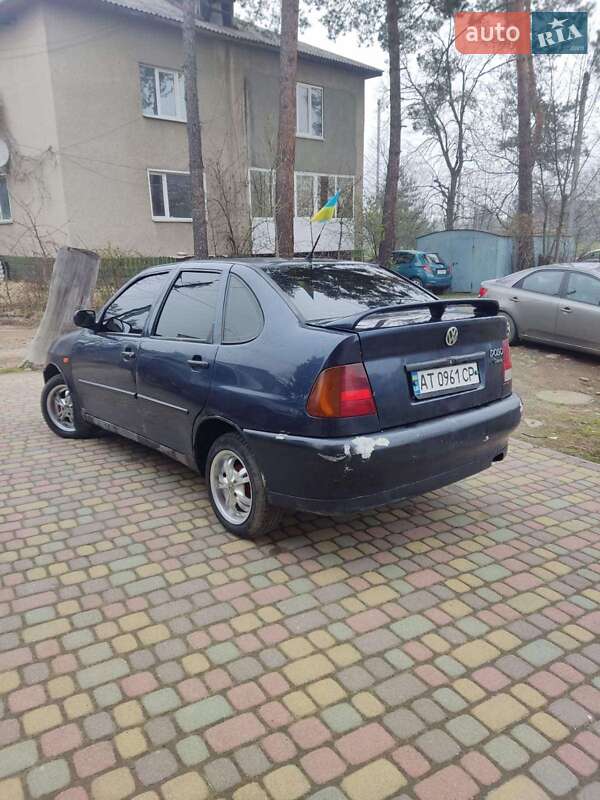 Седан Volkswagen Polo 1998 в Рожнятове