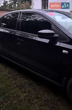 Седан Volkswagen Polo 2011 в Шептицькому
