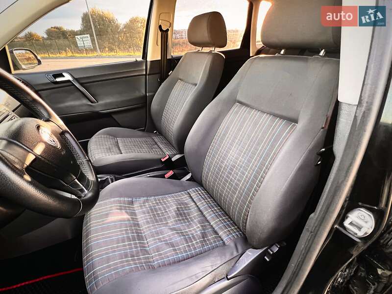 Хэтчбек Volkswagen Polo 2007 в Ровно