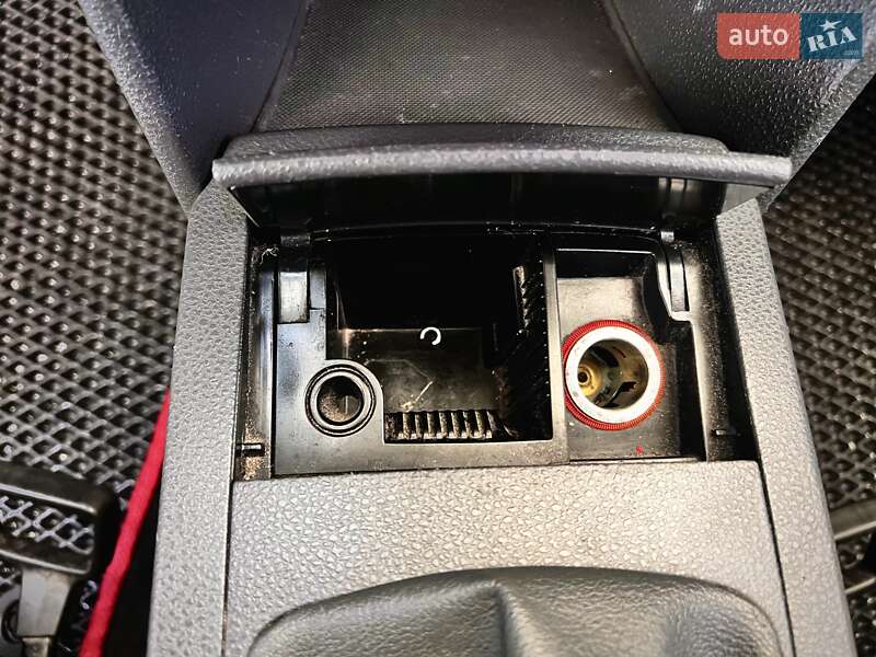 Хэтчбек Volkswagen Polo 2007 в Ровно