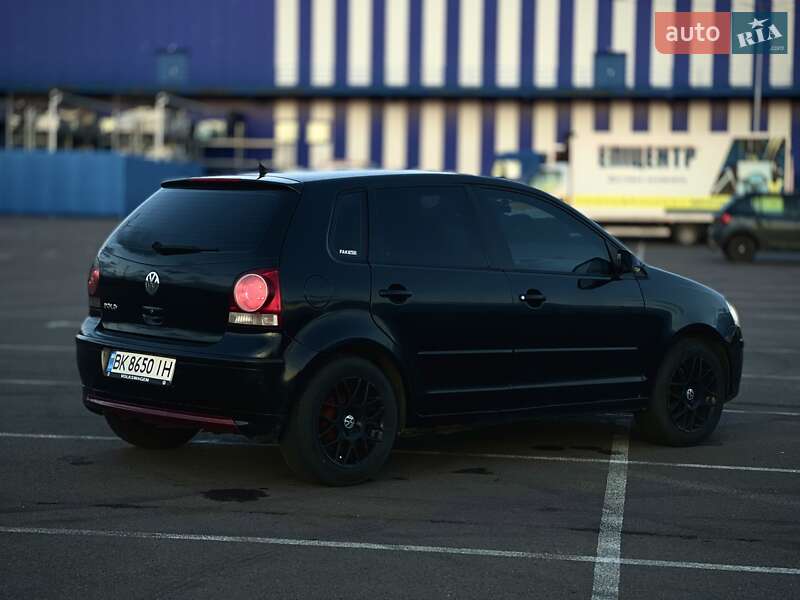 Хэтчбек Volkswagen Polo 2007 в Ровно