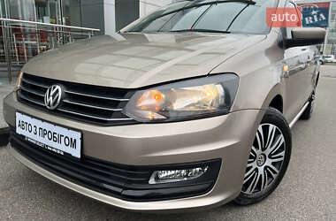 Седан Volkswagen Polo 2017 в Києві