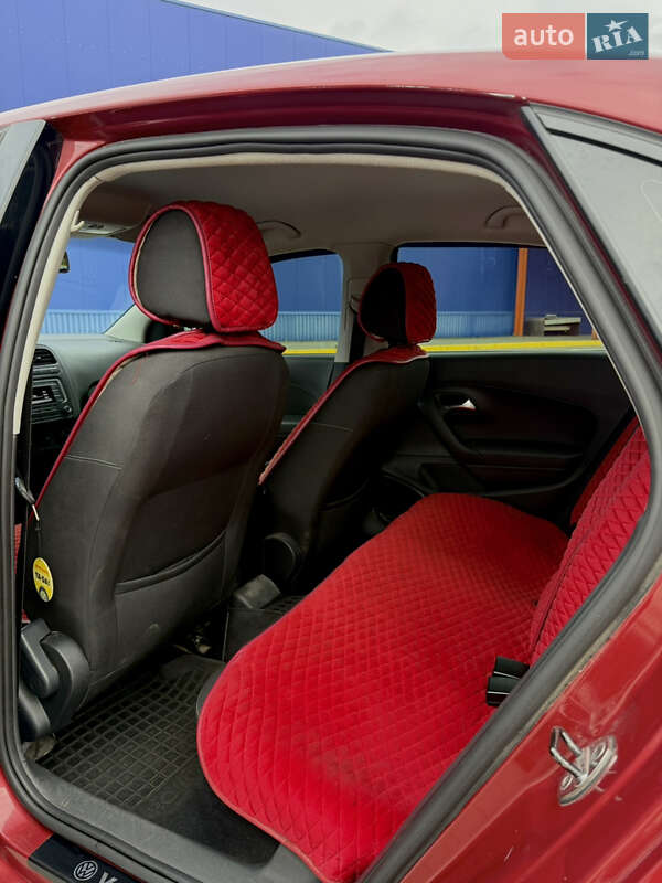 Седан Volkswagen Polo 2016 в Сумах