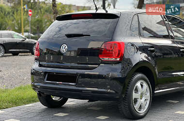 Хэтчбек Volkswagen Polo 2010 в 