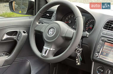 Хэтчбек Volkswagen Polo 2010 в 