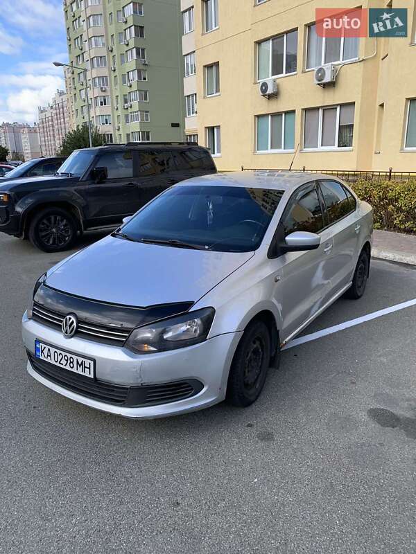Седан Volkswagen Polo 2011 в Киеве