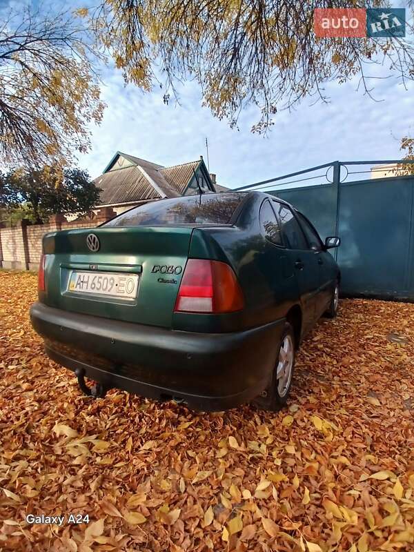 Седан Volkswagen Polo 1998 в Снигиревке