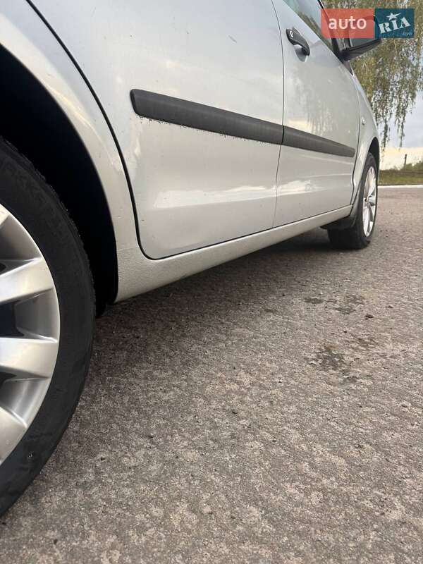 Хэтчбек Volkswagen Polo 2004 в Боярке