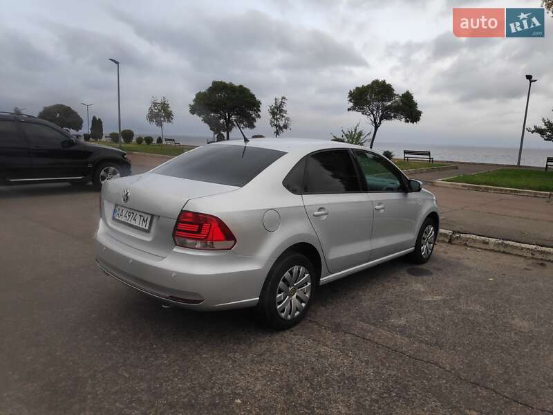 Седан Volkswagen Polo 2018 в Черкассах