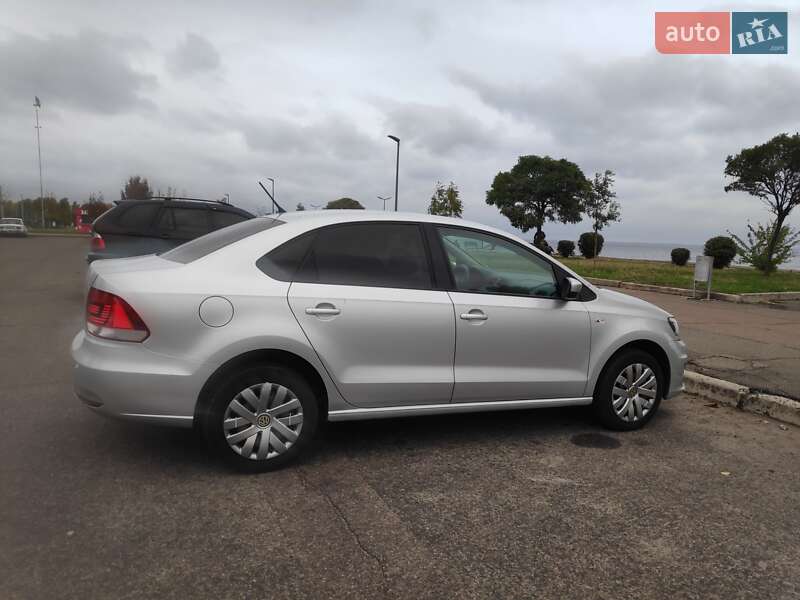 Седан Volkswagen Polo 2018 в Черкассах