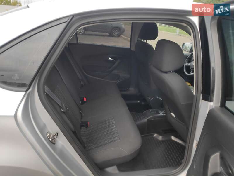 Седан Volkswagen Polo 2018 в Черкассах