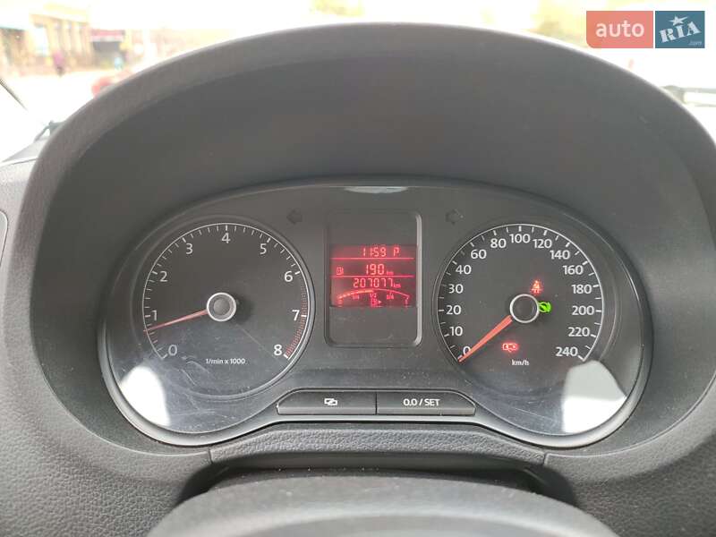 Седан Volkswagen Polo 2013 в Києві фото 3 Седан Volkswagen Polo 2013 в Києві