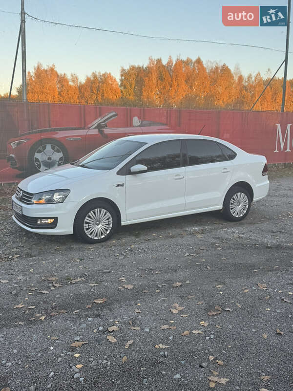 Хэтчбек Volkswagen Polo 2019 в Киеве