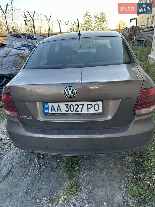 Седан Volkswagen Polo 2017 в Киеве