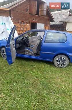 Седан Volkswagen Polo 2000 в Верховине