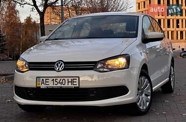 Седан Volkswagen Polo 2011 в Днепре