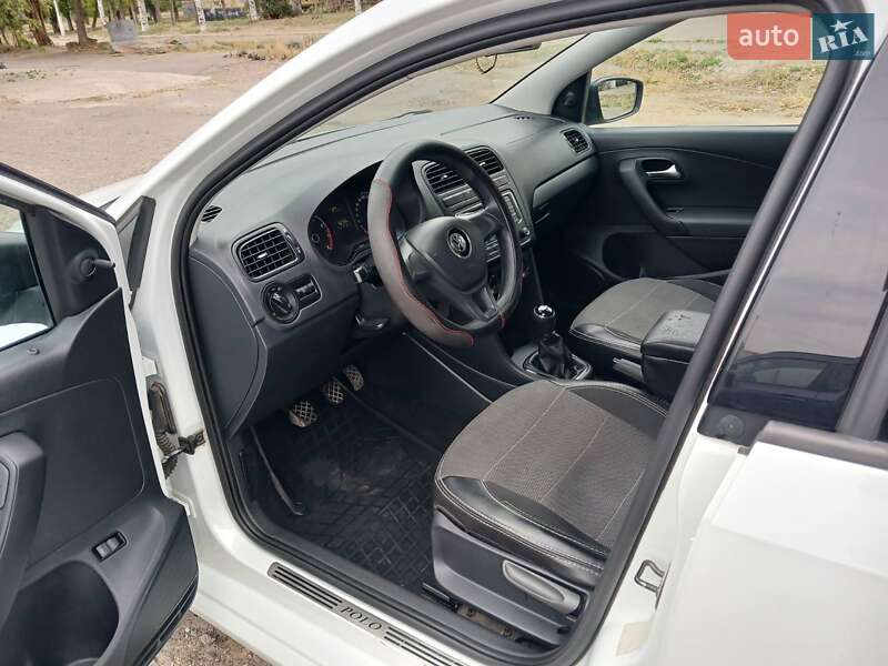 Седан Volkswagen Polo 2016 в Николаеве фото 11 Седан Volkswagen Polo 2016 в Николаеве