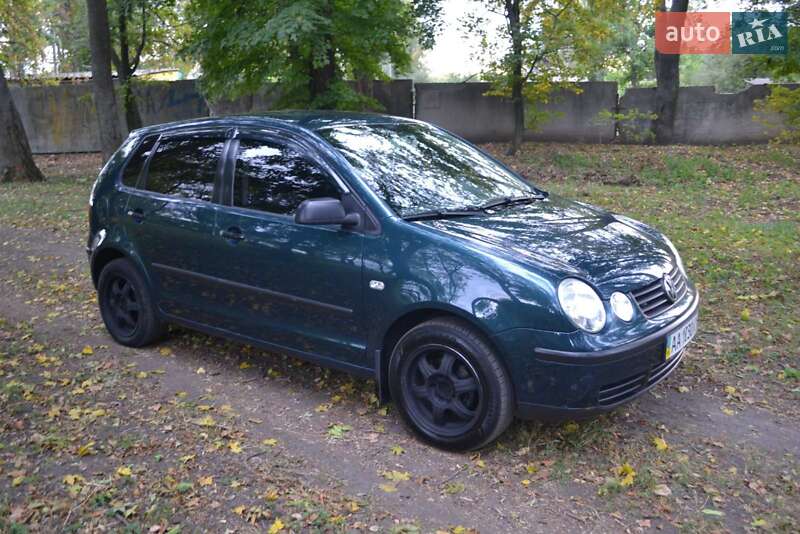 Хэтчбек Volkswagen Polo 2005 в Городище
